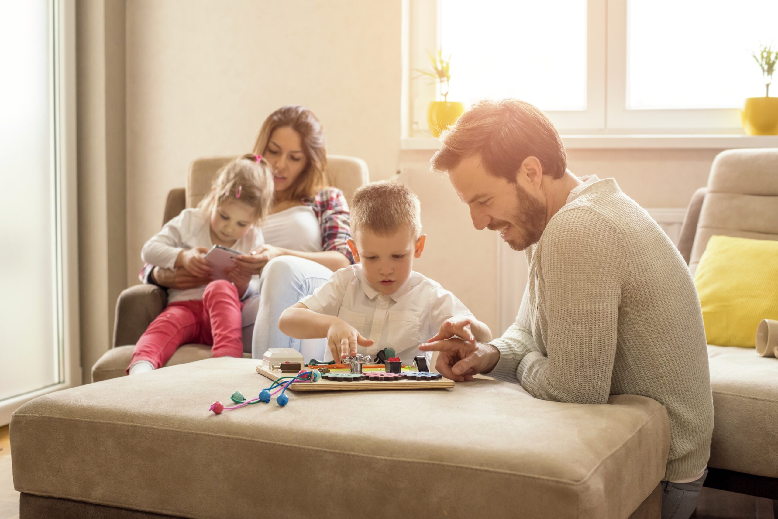 Tiempo para padres: cómo cuidarse sin desaparecer en la crianza